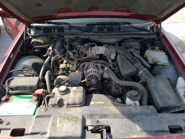 Photo 7 from auction – 2005 MERCURY GRAND MARQ with VIN 2MEFM75W55X661177