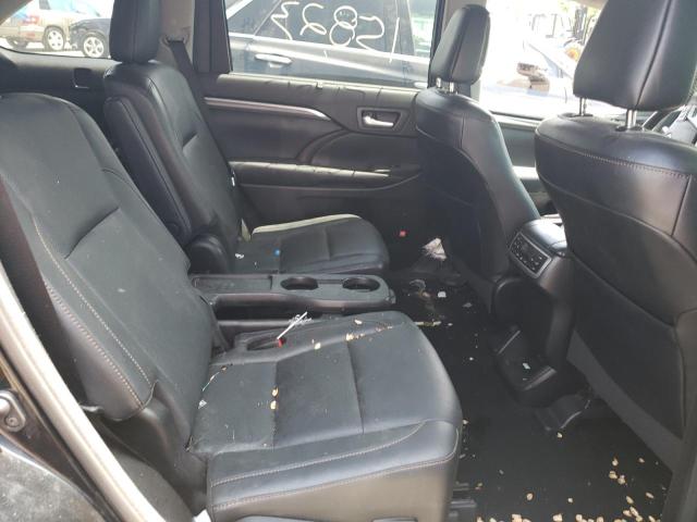 Photo 6 from auction – 2017 TOYOTA HIGHLANDER with VIN 5TDDZRFH3HS401401