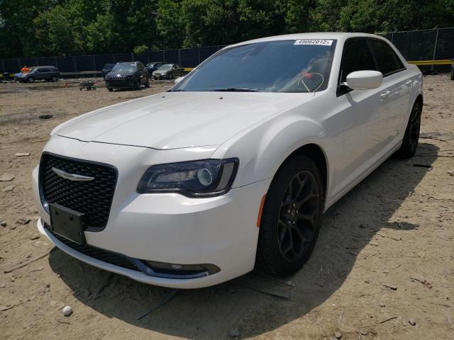 Photo 2 from auction – 2019 CHRYSLER 300 S with VIN 2C3CCABG0KH562682