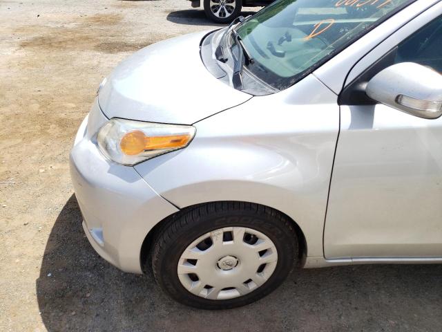 Photo 9 from auction – 2010 TOYOTA SCION XD with VIN JTKKU4B46A1001517