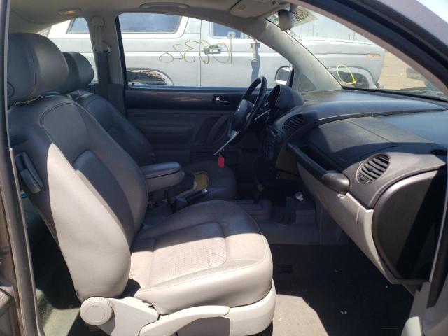 Photo 5 from auction – 2002 VOLKSWAGEN NEW BEETLE with VIN 3VWCB21CX2M449307