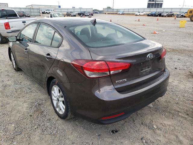 Photo 3 from auction – 2017 KIA FORTE LX with VIN 3KPFL4A72HE152384