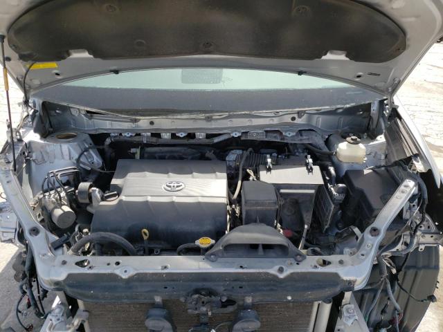 Photo 7 from auction – 2014 TOYOTA SIENNA LE with VIN 5TDKK3DC2ES467823