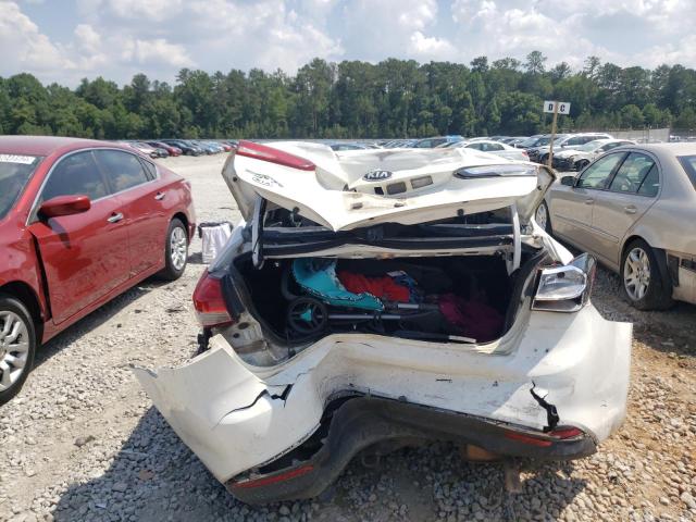 Photo 9 from auction – 2017 KIA FORTE LX with VIN 3KPFK4A75HE068191