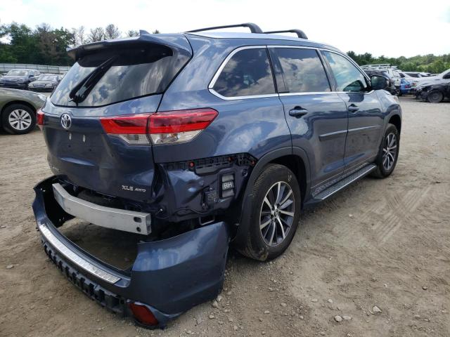 Photo 4 from auction – 2017 TOYOTA HIGHLANDER with VIN 5TDJZRFH4HS361106
