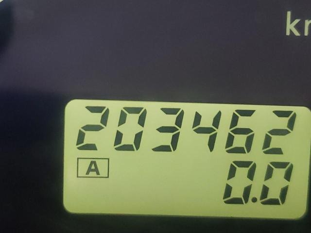Photo 8 from auction – 2000 INFINITI I30 with VIN JNKCA31A1YT124693