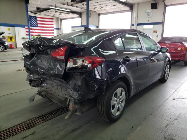 Photo 4 from auction – 2018 KIA FORTE LX with VIN 3KPFL4A78JE227286