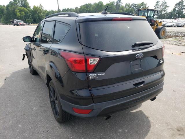 Photo 3 from auction – 2019 FORD ESCAPE SE with VIN 1FMCU9GD0KUB10357
