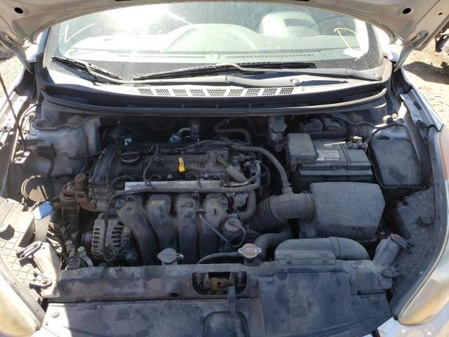 Photo 7 from auction – 2012 HYUNDAI ELANTRA GL with VIN 5NPDH4AE9CH072091