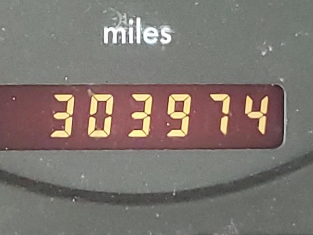 Photo 8 from auction – 2002 MERCEDES-BENZ ML 500 with VIN 4JGAB75EX2A359330