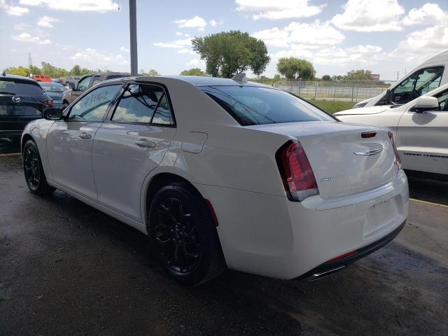 Photo 3 from auction – 2020 CHRYSLER 300 S with VIN 2C3CCAGG6LH154813