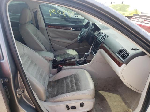 Photo 5 from auction – 2012 VOLKSWAGEN PASSAT SEL with VIN 1VWCN7A37CC098427
