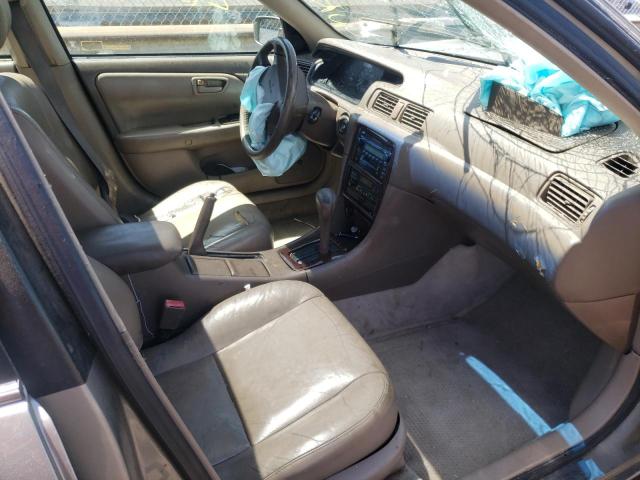 Photo 5 from auction – 2000 TOYOTA CAMRY LE with VIN 4T1BF28K6YU103190