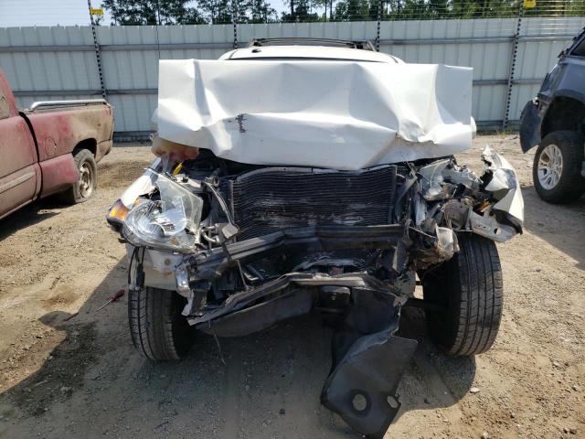 Photo 9 from auction – 2011 FORD ESCAPE LIM with VIN 1FMCU0E79BKC48046