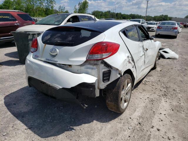 Photo 4 from auction – 2013 HYUNDAI VELOSTER with VIN KMHTC6AD7DU103872