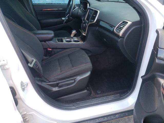 Photo 5 from auction – 2017 JEEP GRAND CHER with VIN 1C4RJFAG0HC637368