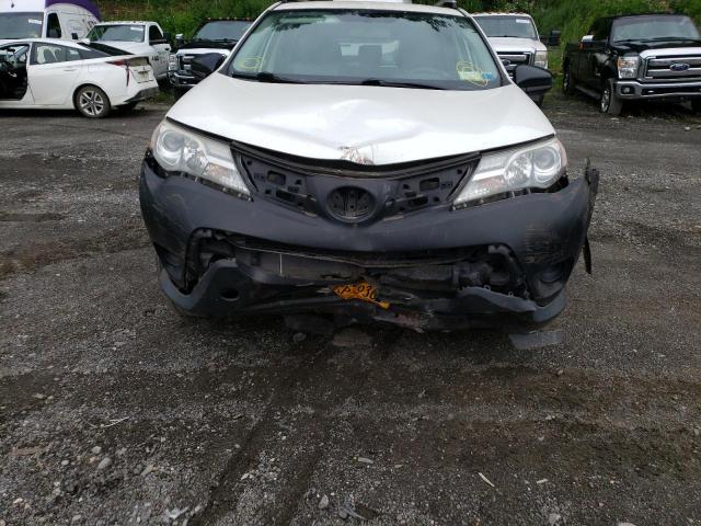 Photo 9 from auction – 2014 TOYOTA RAV4 LE with VIN JTMBFREV4EJ006692