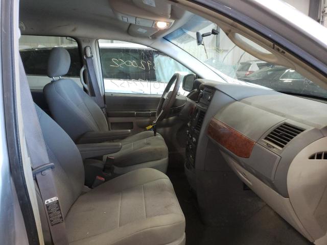 Photo 5 from auction – 2008 CHRYSLER TOWN & COU with VIN 2A8HR44H48R816655