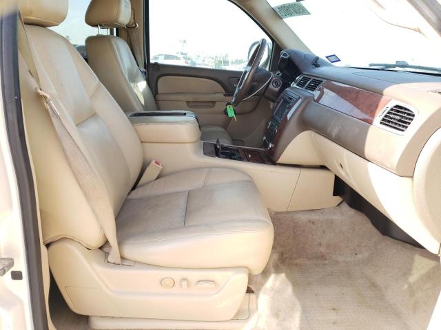 Photo 5 from auction – 2010 CHEVROLET SUBURBAN C with VIN 1GNUCKE02AR274365