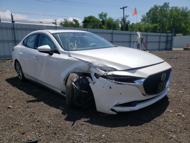 Photo 1 from auction – 2019 MAZDA 3 PREMIUM with VIN 3MZBPAEM5KM102154