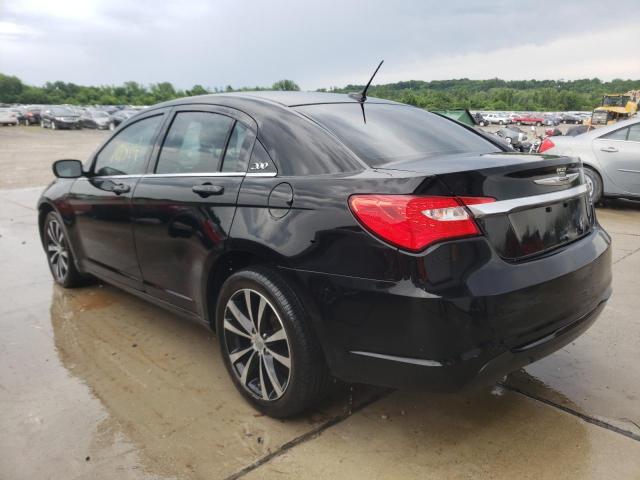 Photo 3 from auction – 2013 CHRYSLER 200 TOURIN with VIN 1C3CCBBB8DN521821