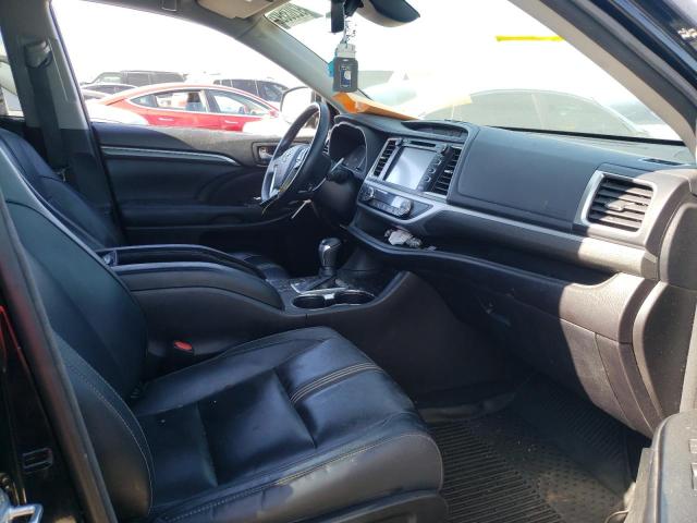 Photo 5 from auction – 2018 TOYOTA HIGHLANDER with VIN 5TDJZRFH7JS543422
