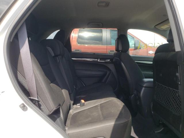 Photo 6 from auction – 2014 KIA SORENTO LX with VIN 5XYKT4A70EG521899