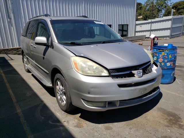 TOYOTA SIENNA XLE 2004 with VIN 5TDBA22C94S026012 - Photo from auction