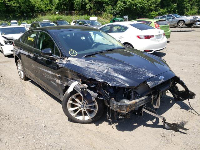 FORD FUSION SE 2019 with VIN 3FA6P0LU0KR125576 - Photo from auction