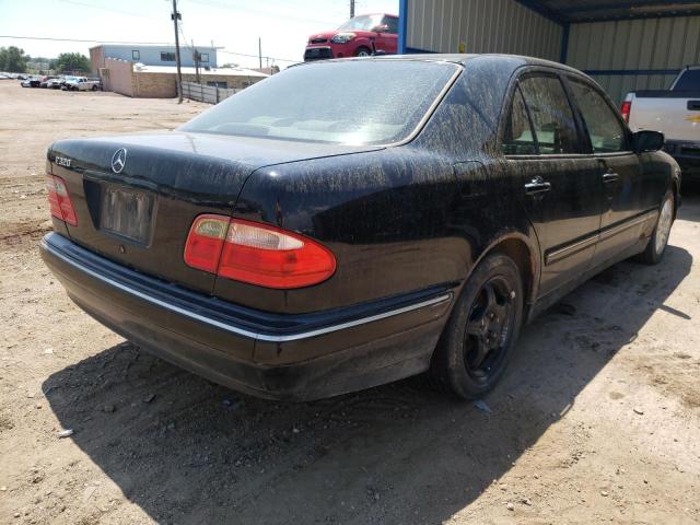 Photo 4 from auction – 2000 MERCEDES-BENZ E 320 with VIN WDBJF65G9YA961700