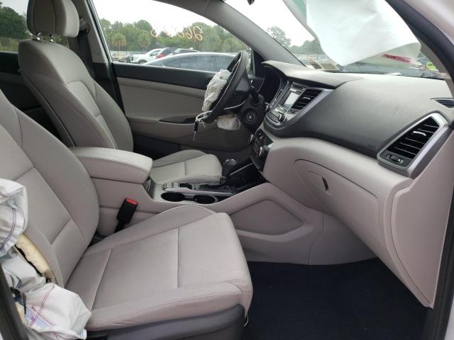 Photo 5 from auction – 2018 HYUNDAI TUCSON SE with VIN KM8J2CA4XJU793797