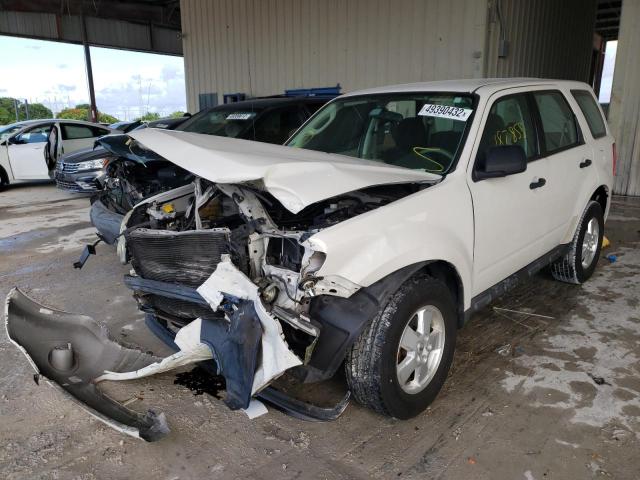 Photo 2 from auction – 2010 FORD ESCAPE XLS with VIN 1FMCU0C72AKD12283