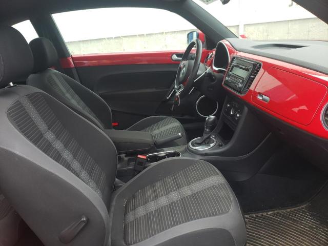 Photo 5 from auction – 2014 VOLKSWAGEN BEETLE with VIN 3VWJ07AT7EM653416