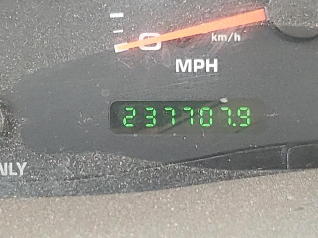 Photo 8 from auction – 2004 FORD EXCURSION with VIN 1FMNU42P14EB94988