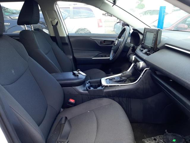 Photo 5 from auction – 2021 TOYOTA RAV4 LE with VIN 2T3F1RFV1MW204550