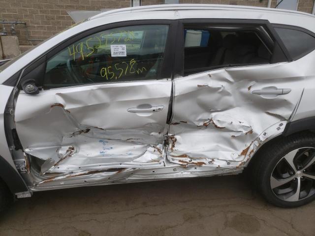 Photo 9 from auction – 2016 HYUNDAI TUCSON LIM with VIN KM8J3CA25GU088037