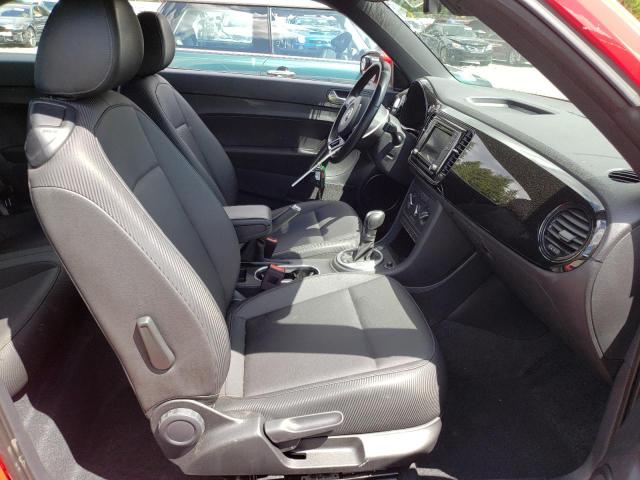 Photo 5 from auction – 2018 VOLKSWAGEN BEETLE S with VIN 3VWFD7AT4JM706383