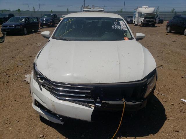 Photo 9 from auction – 2017 VOLKSWAGEN PASSAT S with VIN 1VWAT7A30HC076600