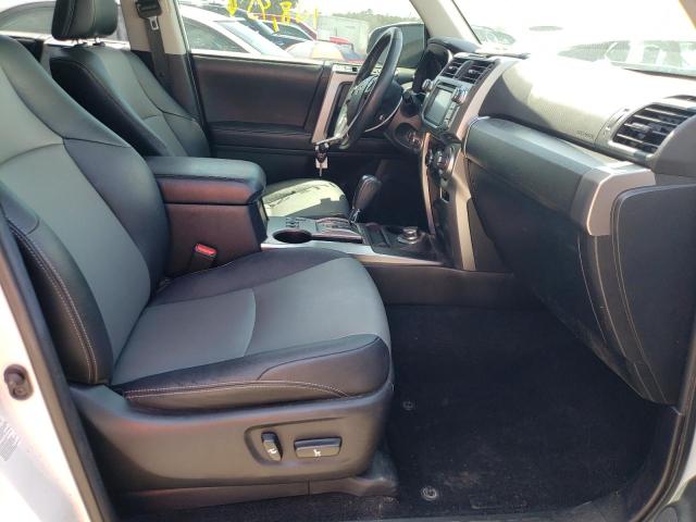 Photo 5 from auction – 2016 TOYOTA 4RUNNER SR with VIN JTEBU5JR5G5299873