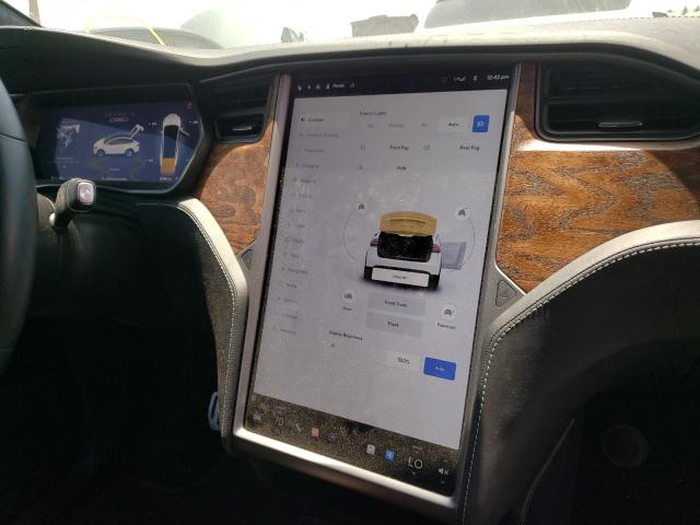 Photo 9 from auction – 2018 TESLA MODEL X with VIN 5YJXCBE47JF116702