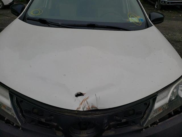 Photo 7 from auction – 2014 TOYOTA RAV4 LE with VIN JTMBFREV4EJ006692
