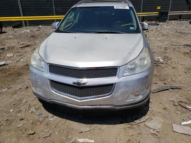 Photo 9 from auction – 2010 CHEVROLET TRAVERSE L with VIN 1GNLRGED0AS102449
