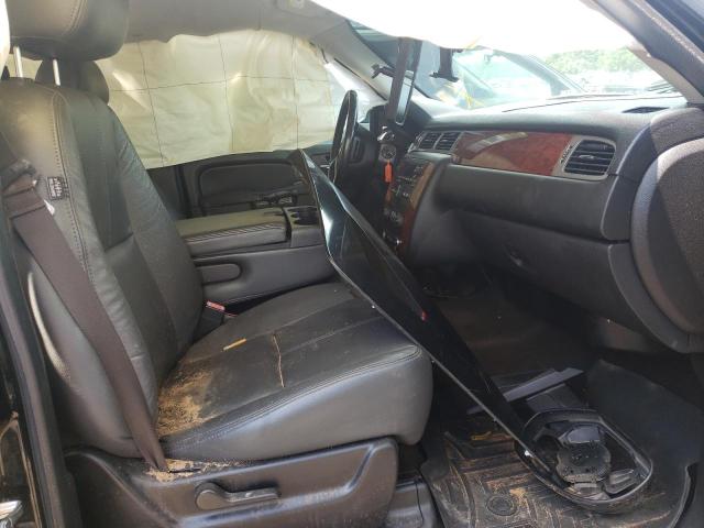 Photo 5 from auction – 2013 CHEVROLET AVALANCHE with VIN 3GNMCEE0XDG128382