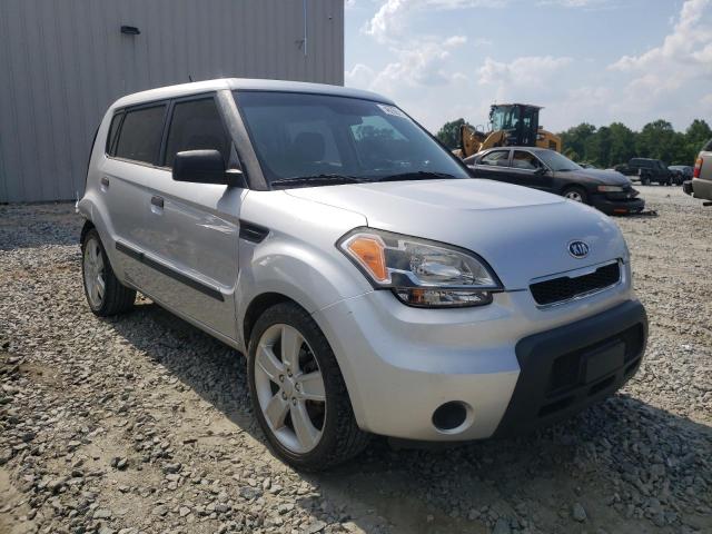KIA SOUL 2010 with VIN KNDJT2A18A7106929 - Photo from auction