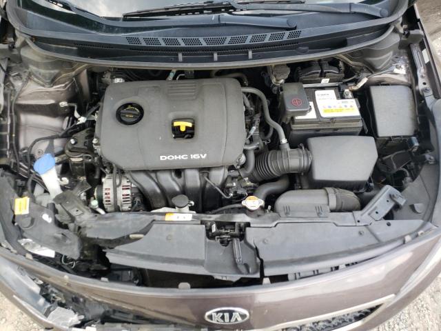 Photo 7 from auction – 2017 KIA FORTE LX with VIN 3KPFL4A72HE152384