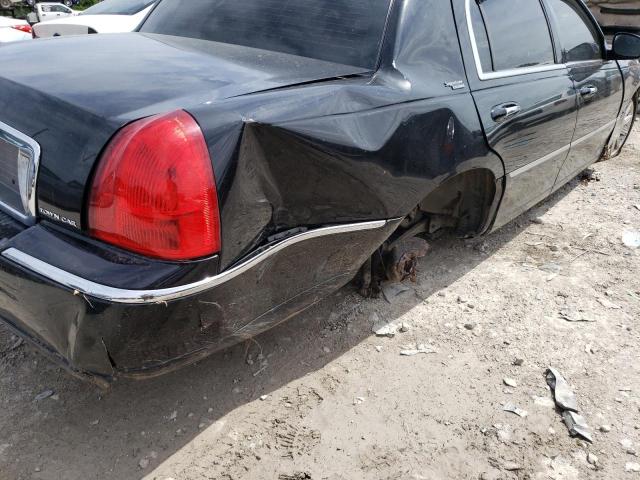 Photo 9 from auction – 2006 LINCOLN TOWN CAR S with VIN 1LNHM82VX6Y626322