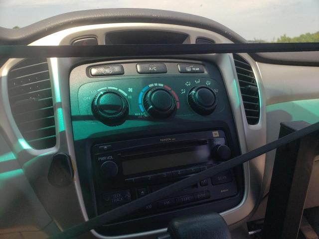 Photo 9 from auction – 2005 TOYOTA HIGHLANDER with VIN JTEGP21A550085210