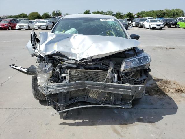 Photo 9 from auction – 2018 KIA FORTE LX with VIN 3KPFK4A76JE195330