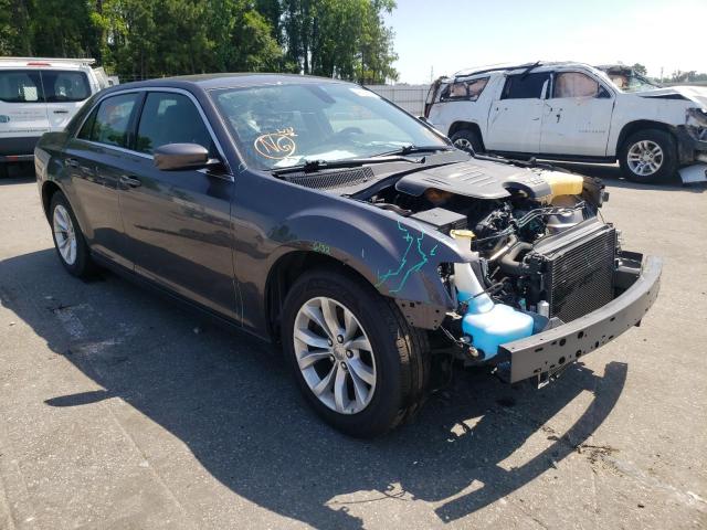 CHRYSLER 300 LIMITE 2015 with VIN 2C3CCAAG2FH813936 - Photo from auction