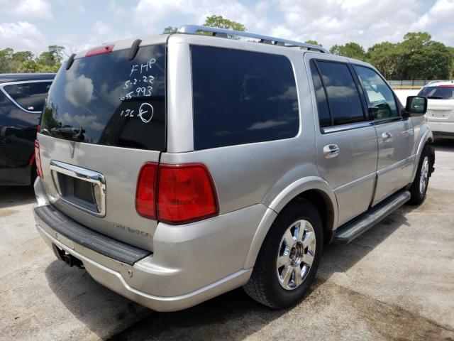 Photo 4 from auction – 2006 LINCOLN NAVIGATOR with VIN 5LMFU27596LJ15854